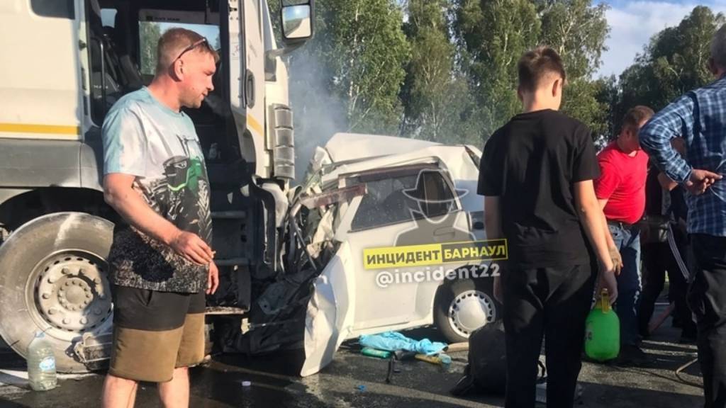 Стали известны подробности смертельного ДТП на алтайской трассе Фото №1