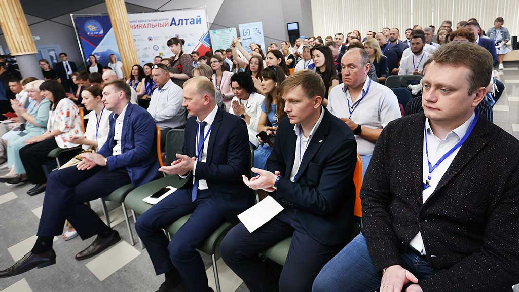 Гость из Татарстана рассказал алтайским промышленникам, как остаться на плаву, уравновесив предложение со спросом Фото №3