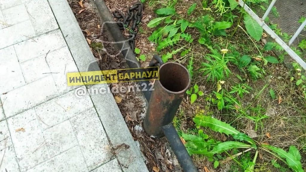 Жительница Барнаула рассказала о воровстве металла с Власихинского кладбища Фото №1