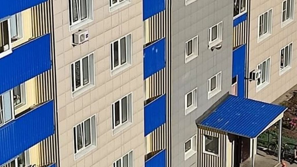 Рядом с новостройками в Бийске обнаружили тело женщины Фото №1