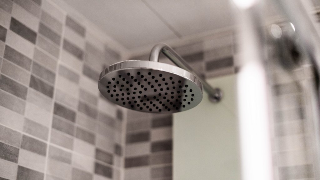 В Барнауле отключат горячую воду 5 и 6 сентября Фото №1