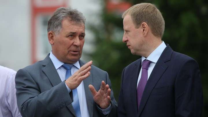 Виктор Томенко и Александр Романенко поздравили жителей Барнаула с Днем города Фото №1