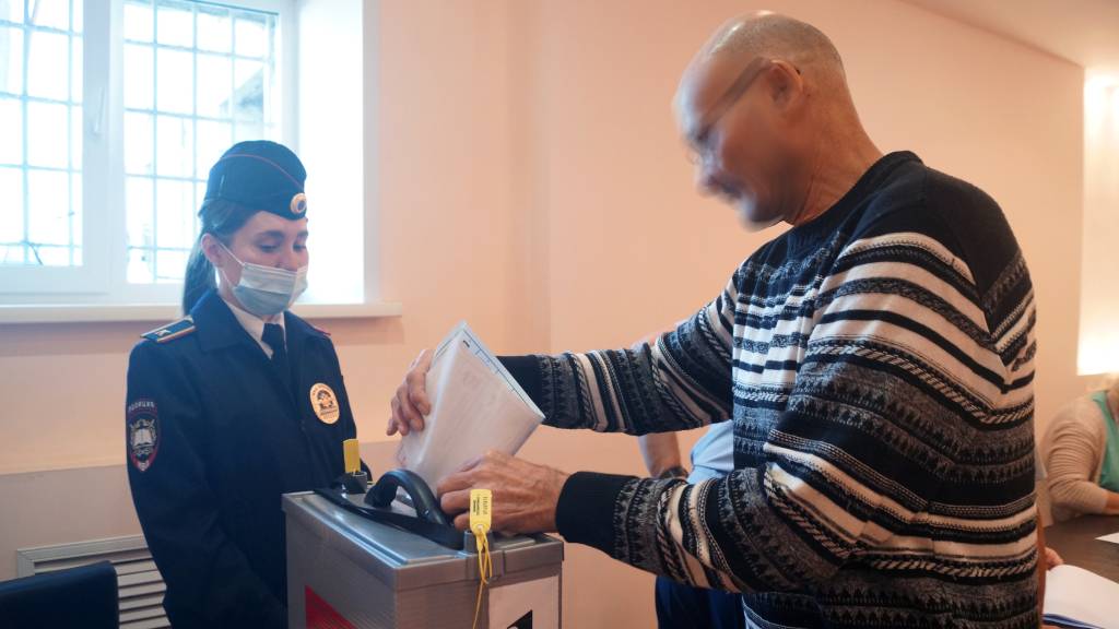 В учреждениях УИС Алтайского края прошли выборы депутатов представительных органов муниципальных образований Фото №4