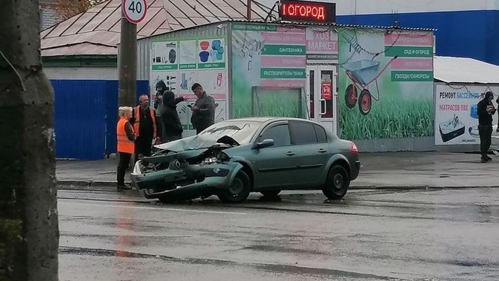 В Барнауле из-за ДТП на Юрина встали троллейбусы Фото №1
