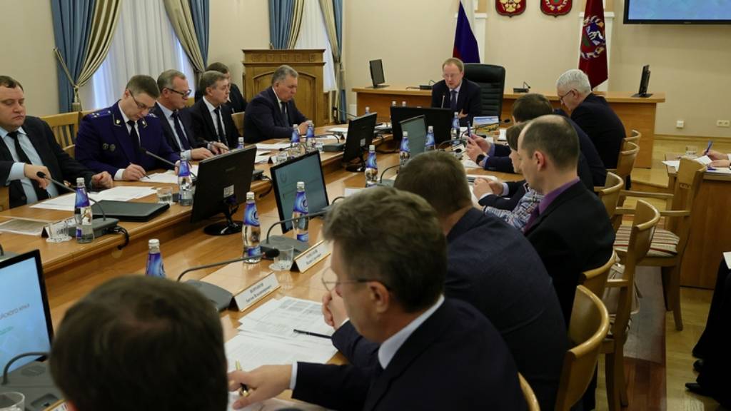 На заседании Правительства Алтайского края одобрен проект закона о бюджете Территориального фонда обязательного медицинского страхования региона на 2023 год Фото №1