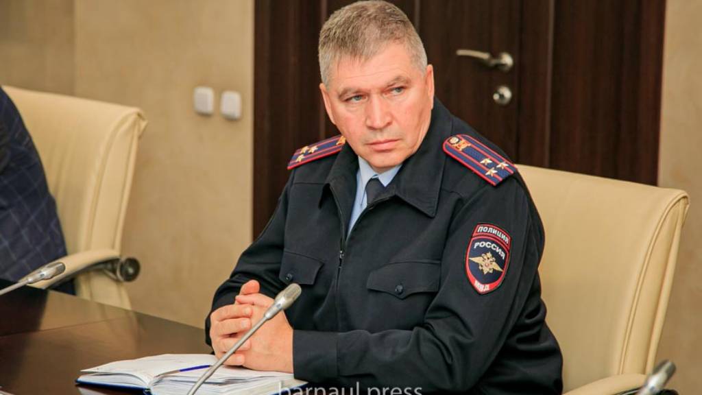 Дорожная техника Барнаула в зимний период будет работать круглосуточно Фото №3