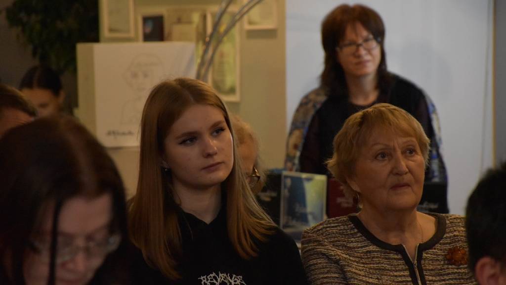 В Москве презентовали книгу Роберта Рождественского, изданную на Алтае Фото №4