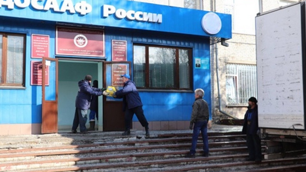 30 тонн гуманитарного груза собрали в Алтайском крае по акции «Материнское тепло солдату» Фото №1