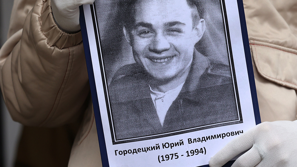 В барнаульской школе открыли мемориальные доски в честь военнослужащих Фото №3