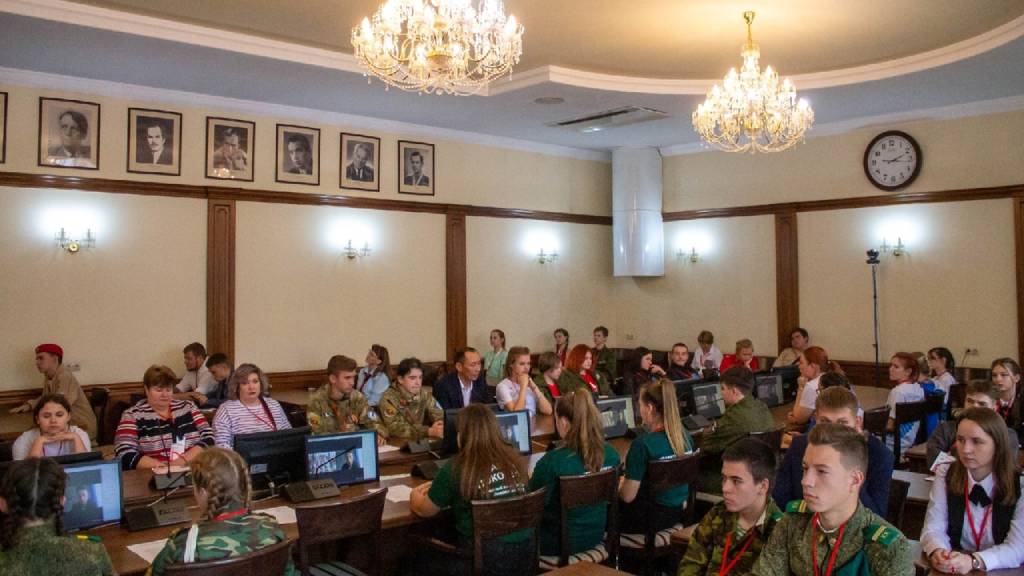 В Алтайском крае проходит слёт «Молодые патриоты – сила Сибири» Фото №1
