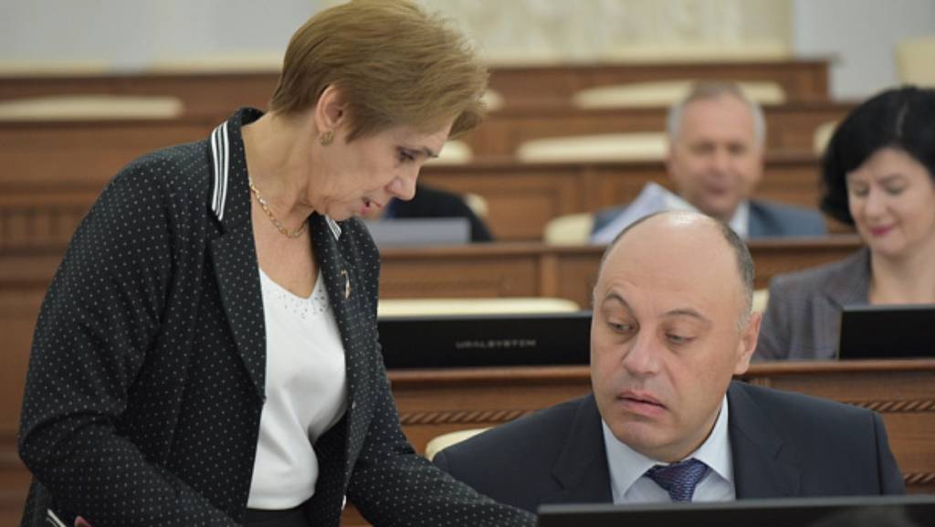 В краевом парламенте прошли заседания фракций Фото №1
