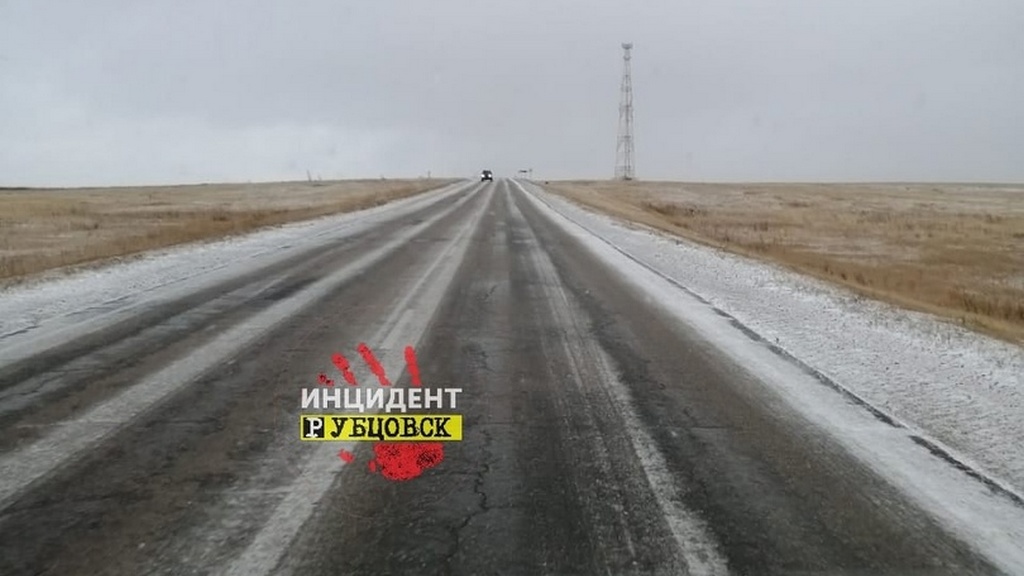 Алтайские водители рассказали о гололедице на Змеиногорском тракте Фото №3