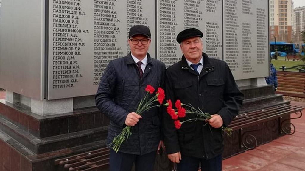 Мемориал Воину-освободителю, посвященный героям-сибирякам, открыли в Кемерово Фото №2