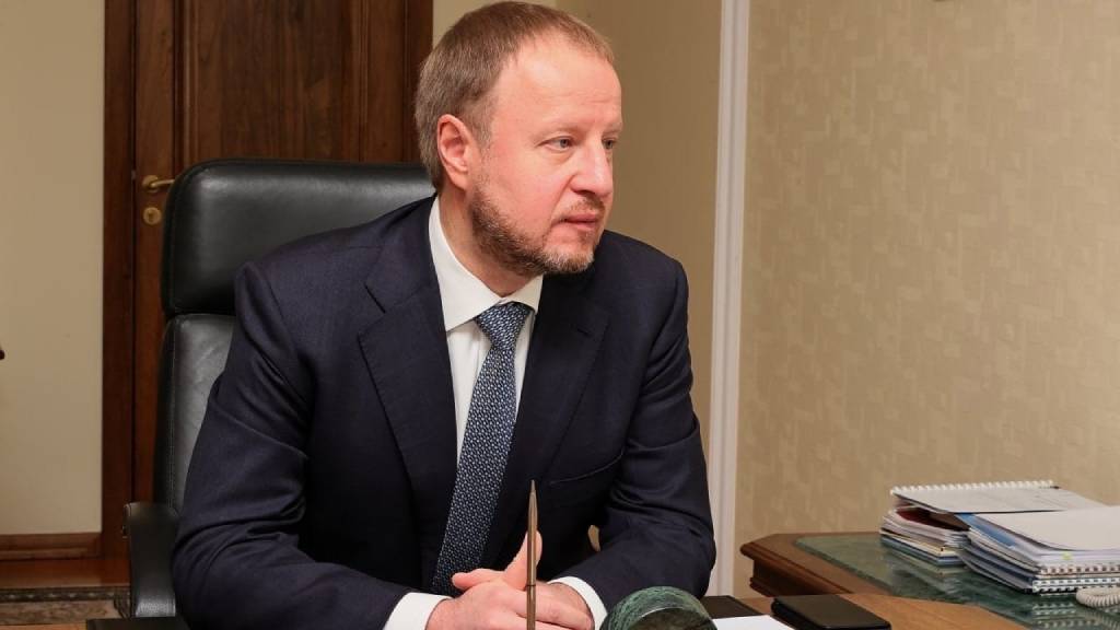 Виктор Томенко провел встречу с заместителем Председателя общероссийской общественно-государственной организации «Российское военно-историческое общество» Николаем Овсиенко Фото №3
