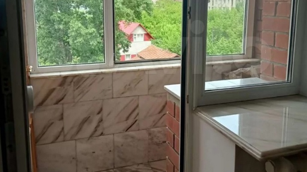 В Барнауле продают двухуровневую квартиру с камином за 18,4 млн рублей Фото №10