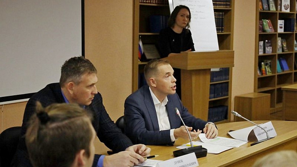 Александр Молотов: Идеи молодых ученых помогут при доработке проекта регионального закона о науке и научной деятельности Фото №1