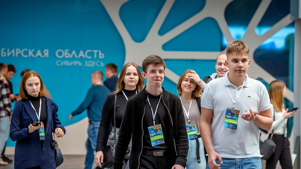На выставке «Сибирская аграрная неделя» и V Новосибирского агропродовольственного форума - много интересных встреч и приятных сюрпризов Фото №5