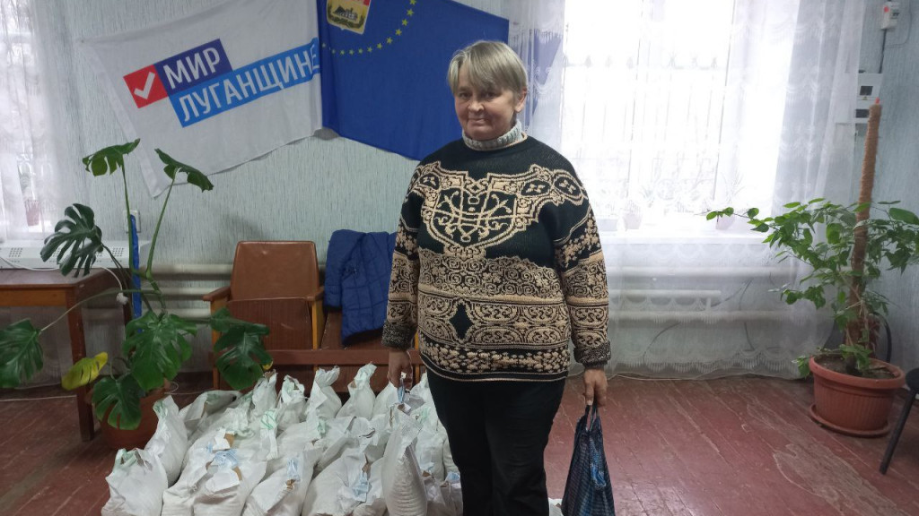 В Славяносербский район ЛНР прибыл еще один гуманитарный груз из Алтайского края Фото №5