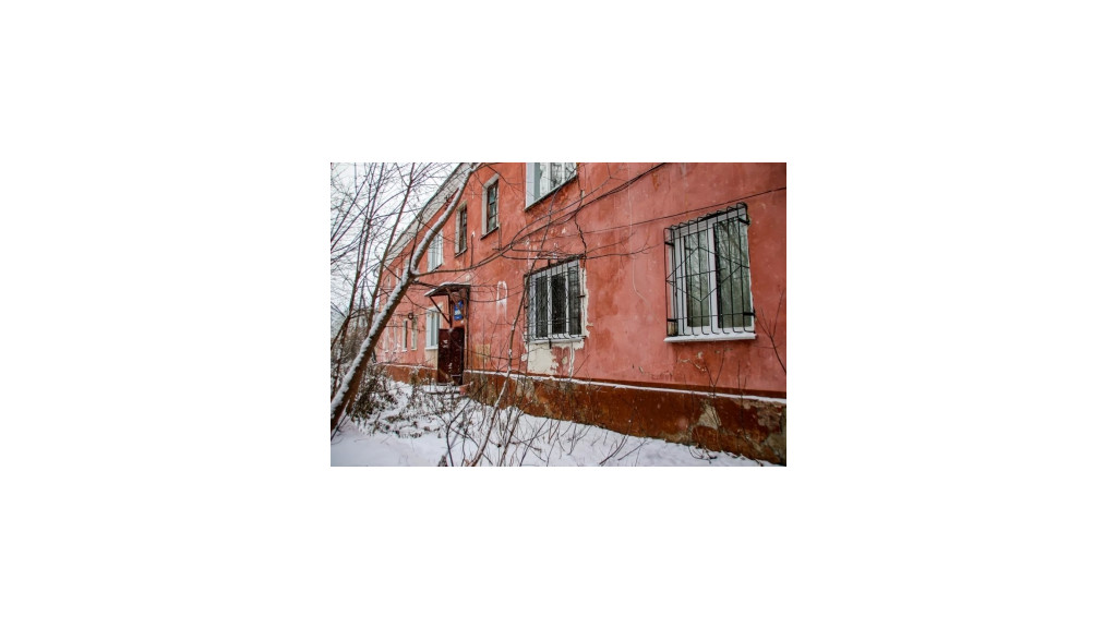 Следком Алтайского края начал проверку по сообщению о трещинах в жилом доме Фото №1