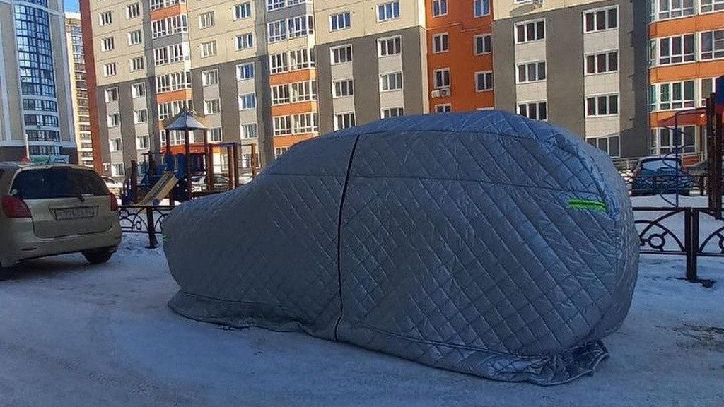 В Барнауле появились «теплые палатки» для автомобилей Фото №1