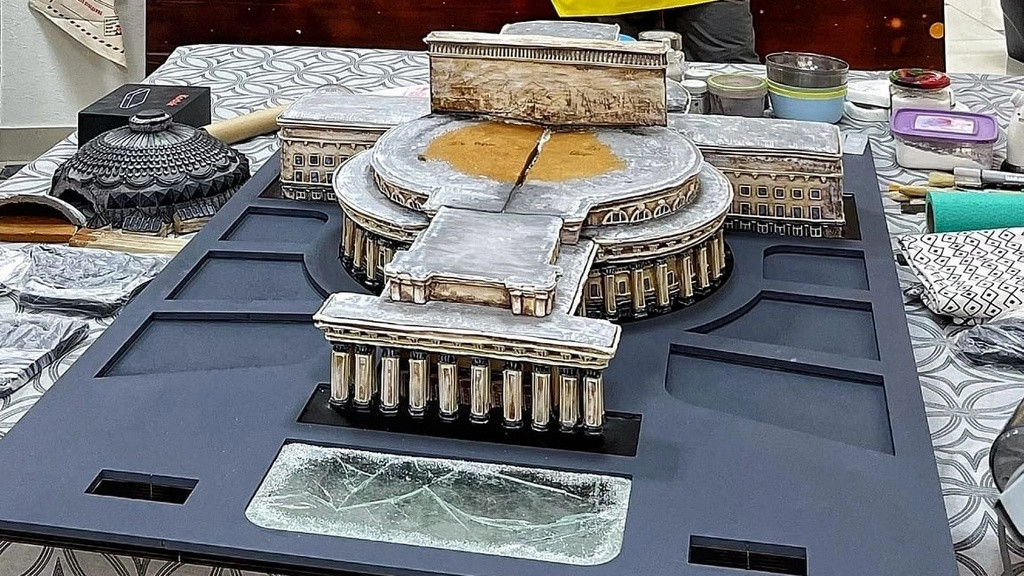 В Новосибирске испекли 18-килограммовый пряник в виде оперного театра Фото №4