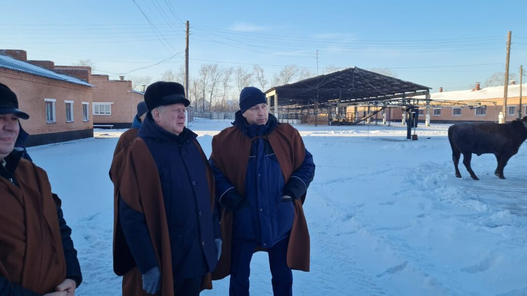 Иван Лоор: «С такими племпредприятиями, как АО «Барнаульское», Россия может быть спокойна за генетику племенного скотоводства» Фото №1