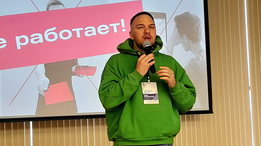 «Хочешь в «Голову»?»: предприниматель из Новосибирска уверен, что реклама должна шокировать Фото №1