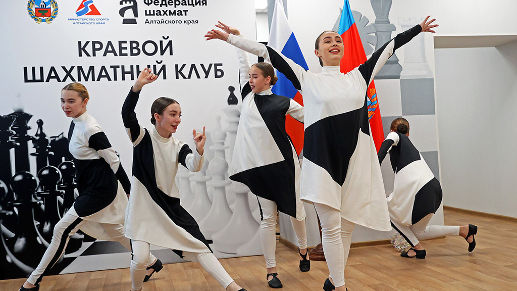 В Западной Сибири не найти равных краевому шахматному клубу в Барнауле Фото №1