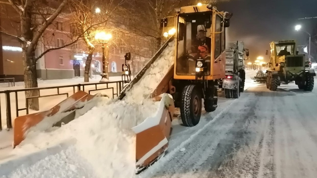 Барнаульцев ждут сложности на дорогах в предновогодний период Фото №1