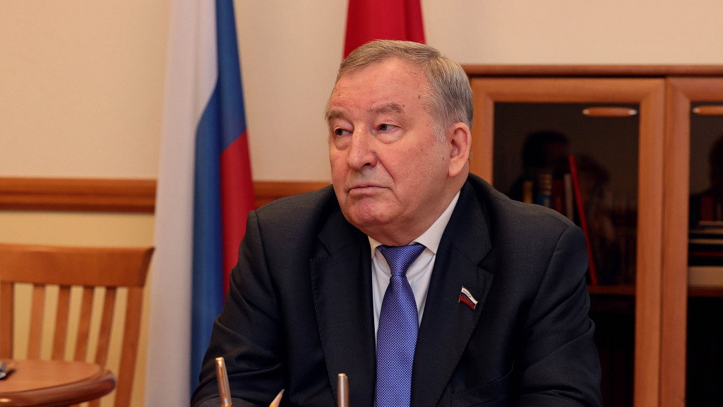 Сенатор РФ Александр Карлин