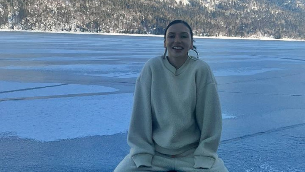 Певица Ольга Серябкина выступила с концертом и отдохнула на Алтае Фото №1