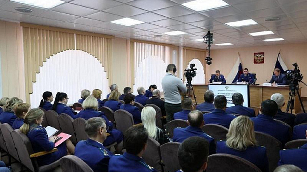 Председатель АКЗС принял участие в расширенном заседании коллегии прокуратуры Алтайского края Фото №1
