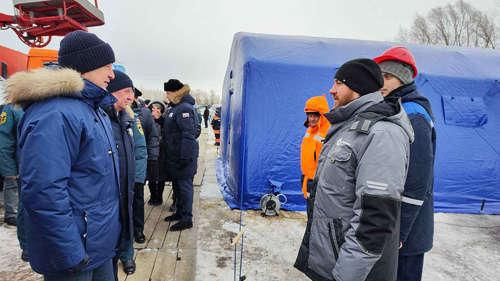 «Росводоканал Барнаул» принял участие в смотре техники в рамках подготовки к паводку Фото №1