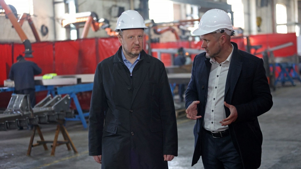 Виктор Томенко: «Предприятия сельхозмашиностроения края эффективнее всех работают по импортозамещению» Фото №2