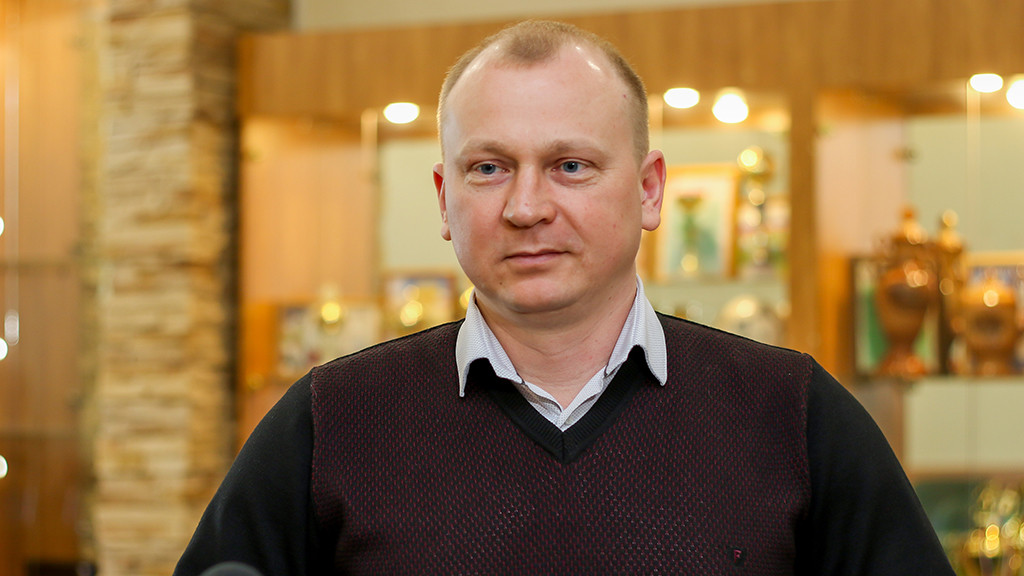 Слушатели Президентской программы подготовки управленческих кадров посетили Барнаульский пивоваренный завод Фото №2