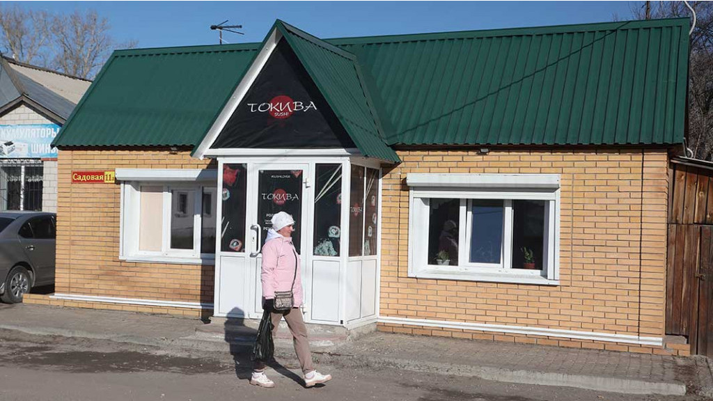 Семейная пара из Михайловского района с помощью средств соцконтракта открыла кафе японской кухни Фото №2
