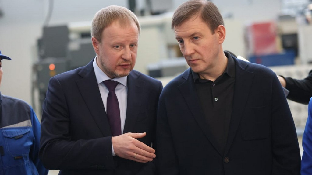 Турчак призвал поддержать Виктора Томенко на выборах губернатора Фото №1