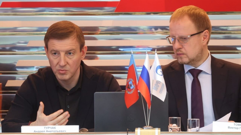 Андрей Турчак оценил работу Виктора Томенко Фото №1