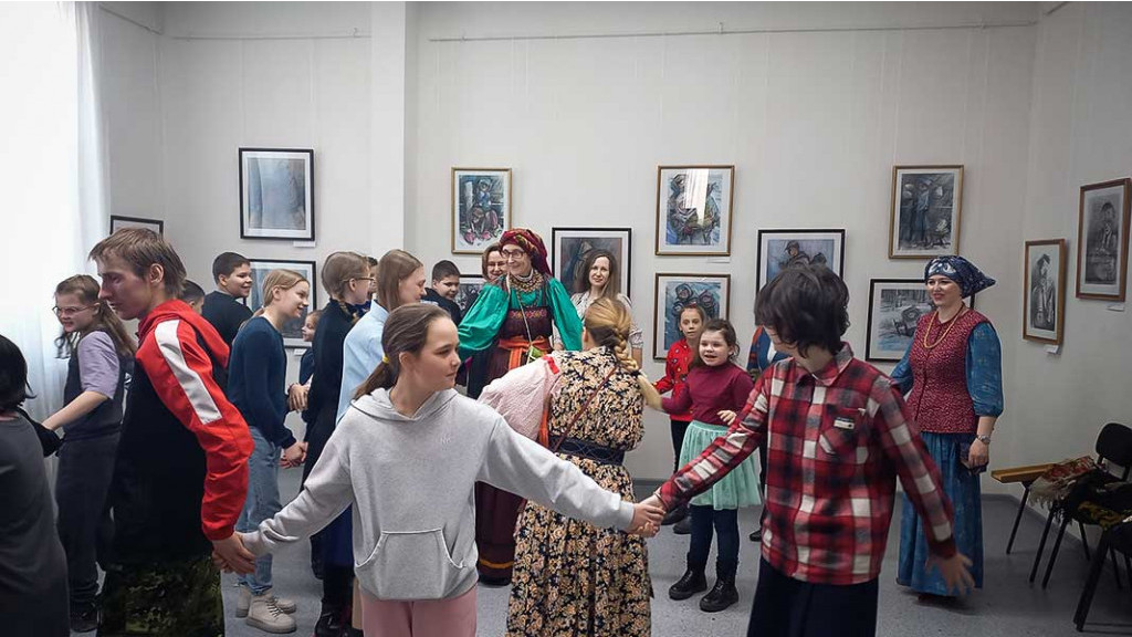 Культурно-просветительскую программу «Красная горка» провели в Художественном музее Фото №1