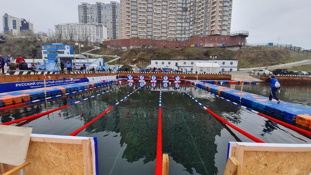 Алтайский пловец завоевал 11 золотых медалей на Чемпионате России по зимнему плаванью Фото №4
