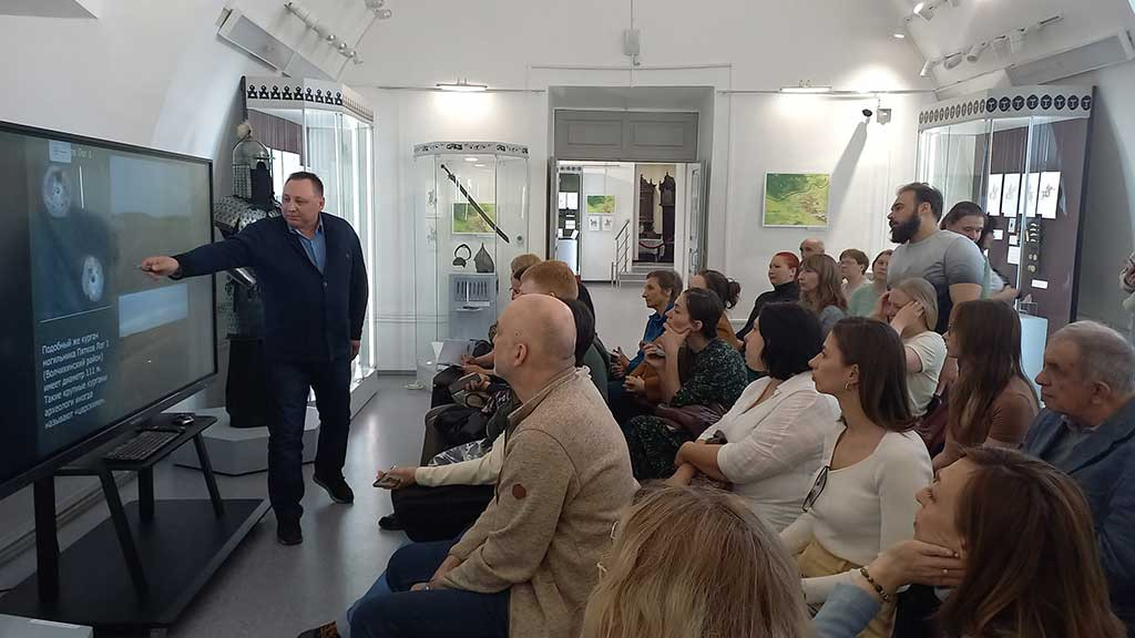 Алтайский археолог рассказал о царских курганах и тайне Сибирской коллекции Петра I Фото №1