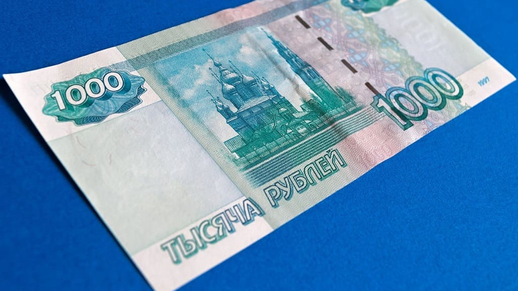 Пенсионерка из Бийска лишилась накоплений после того, как захотела получить праздничную выплату Фото №1