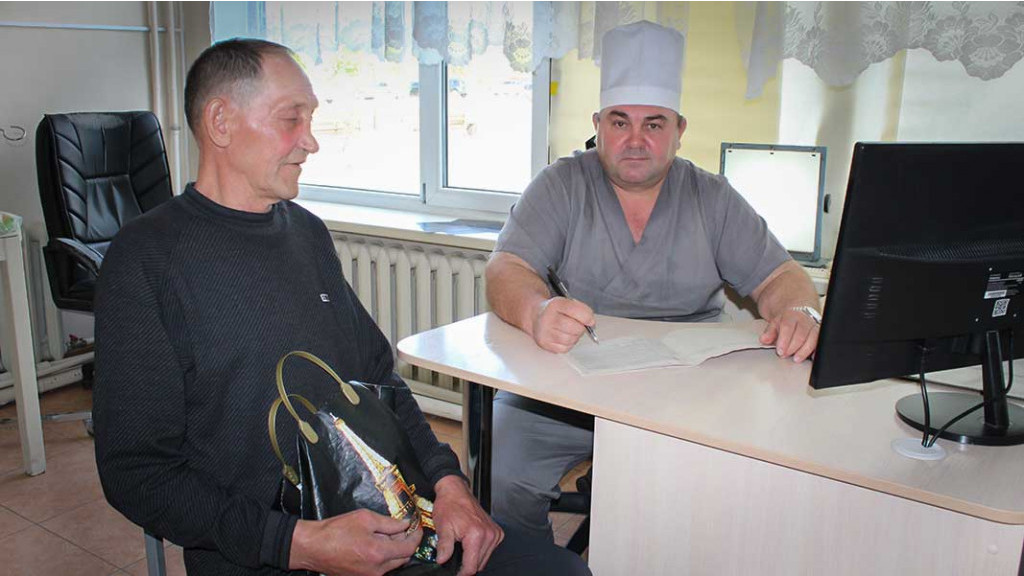 В Славгороде два специалиста получили звание «Заслуженный врач Российской Федерации» Фото №2