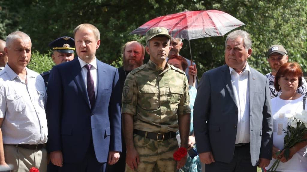 В Рубцовске открыли мемориальную доску Герою России Олегу Шипицину Фото №4