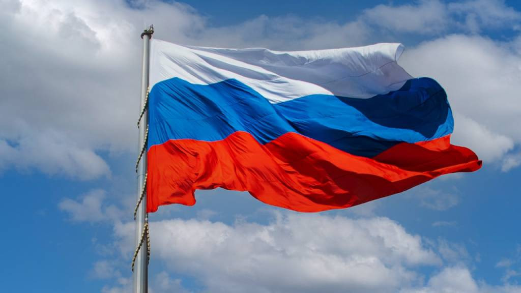 Вячеслав Франк поздравил барнаульцев с Днем России Фото №1
