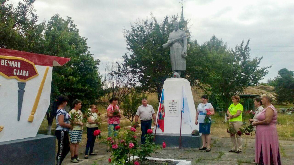 Алтайский художник восстанавливает разрушенные бомбежками скульптуры в ЛНР Фото №2