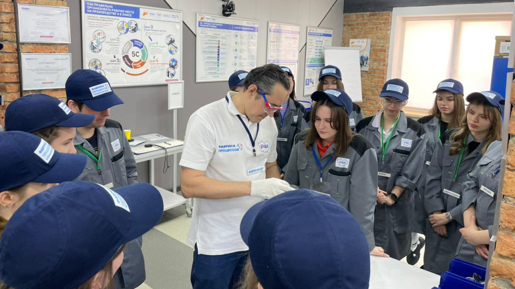Студенты семи вузов Алтайского края приняли участие в III Деловой игре по бережливому производству Фото №1