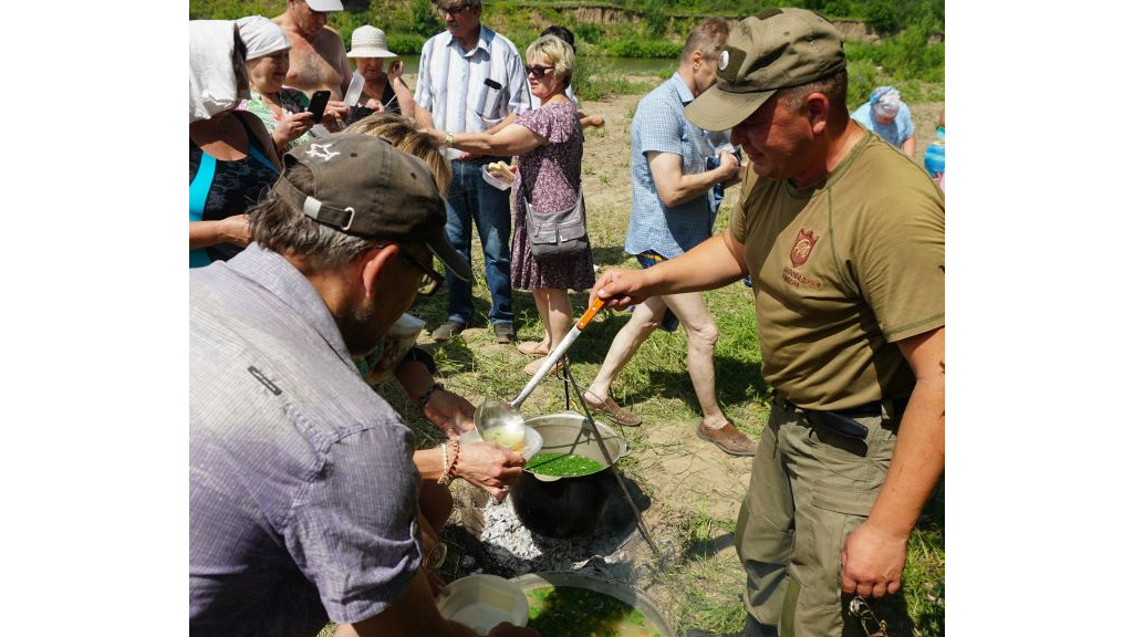 На берегу Чумыша прошел экологический фестиваль Фото №2