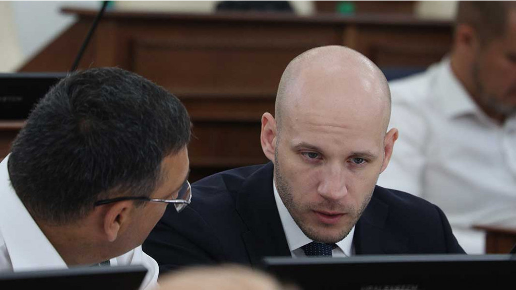 Антон Васильев избран новым уполномоченным по правам человека на 22-й сессии АКЗС Фото №2