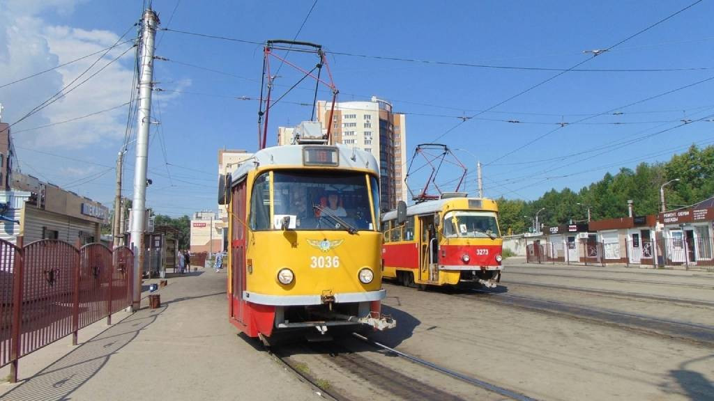 Трамвайное разворотное кольцо Барнаул. Барнаул трамвай 1151. Барнаул трамвай 3077. Трамвай 2 Барнаул. Движение трамваев барнаул